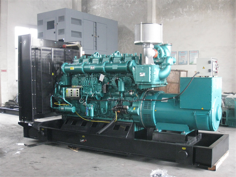 友谊200KW 柴油发电机的油耗是多少？
