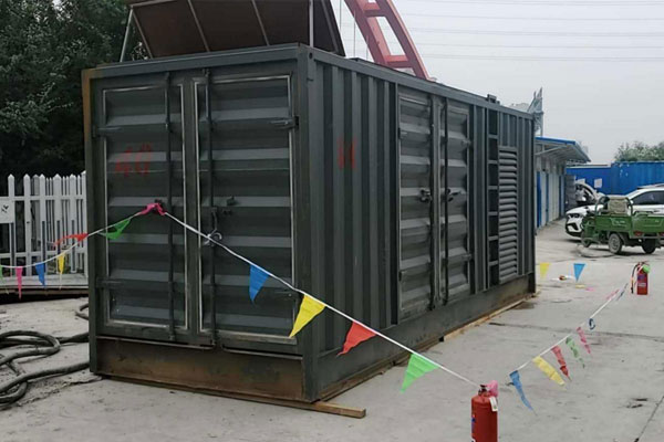 友谊发电机租赁空气滤清器多久更换一次？
